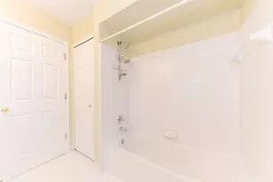 17200 Lake View Cir, Northville, MI 48168 - Photo 50