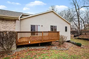 4391 Idlewood Dr SW, Wyoming, MI 49519 - Photo 20