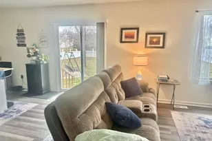 513 Hickory Ln, Watervliet, MI 49098 - Photo 8