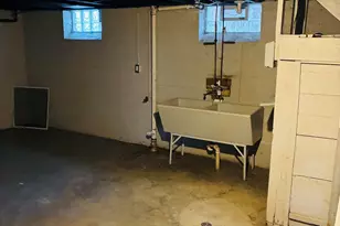 9915 Montrose St, Detroit, MI 48227 - Photo 14