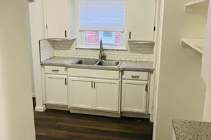 9915 Montrose St, Detroit, MI 48227 - Photo 4