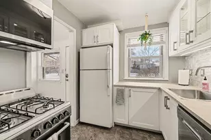 2644 Whitewood St, Ann Arbor, MI 48104 - Photo 4