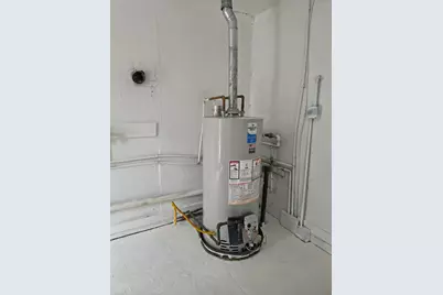 1316 Sanford Street, Muskegon, MI 49441 - Photo 16