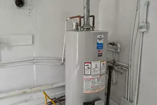 1316 Sanford St, Muskegon, MI 49441 - Photo 16