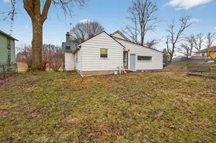 2013 Cooper Rd, Jackson, MI 49202 - Photo 6
