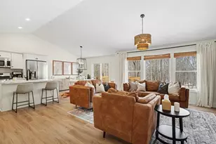 2523 Vanhorn Ct, Allegan, MI 49010 - Photo 12