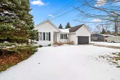 493 Salem Drive, Jonesville, MI 49250 - Photo 2