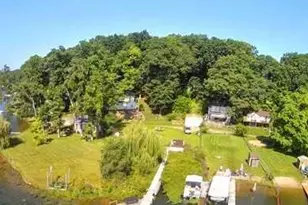 6812 Lake Dr, Hastings, MI 49058 - Photo 2