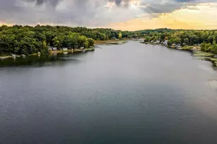 6812 Lake Dr, Hastings, MI 49058 - Photo 38