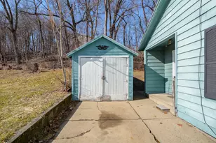 172 Riverside Dr, Battle Creek, MI 49015 - Photo 20