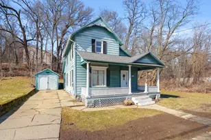 172 Riverside Dr, Battle Creek, MI 49015 - Photo 2