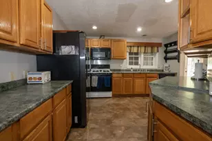 9025 Nugent Ave NE, Rockford, MI 49341 - Photo 14