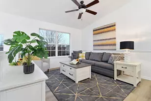 7258 Royal Troon Dr, Ypsilanti, MI 48197 - Photo 6