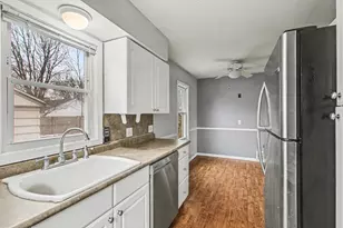 2892 Roosevelt Rd, Muskegon, MI 49441 - Photo 10