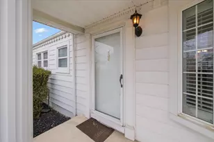 17591 Matthews St, Riverview, MI 48193 - Photo 6