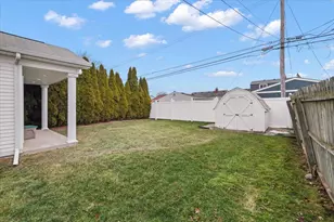 17591 Matthews St, Riverview, MI 48193 - Photo 8