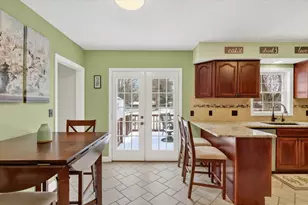 818 Parchmount Ave, Kalamazoo, MI 49004 - Photo 8