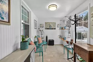 818 Parchmount Ave, Kalamazoo, MI 49004 - Photo 16