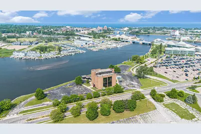 400 Riverview Drive, Benton Harbor, MI 49022 - Photo 22