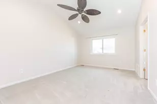 7290 Wellington Ln, Ypsilanti, MI 48197 - Photo 44