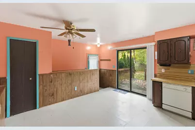 12111 Inkster Road, Livonia, MI 48150 - Photo 8