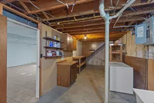 12111 Inkster Rd, Livonia, MI 48150 - Photo 20
