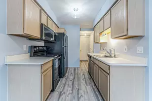 3036 Forest Creek Ct, Ann Arbor, MI 48108 - Photo 10