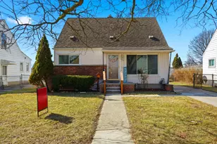 7077 Deering St, Garden City, MI 48135 - Photo 2