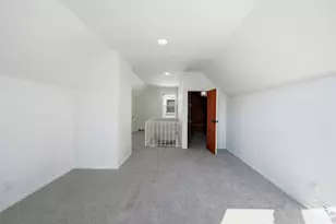 7077 Deering St, Garden City, MI 48135 - Photo 20