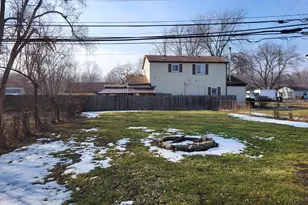 10124 Pelham Rd, Taylor, MI 48180 - Photo 4