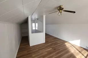10124 Pelham Rd, Taylor, MI 48180 - Photo 14