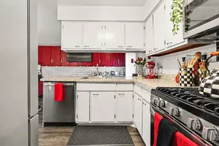 9286 Chamberlain St, Romulus, MI 48174 - Photo 8