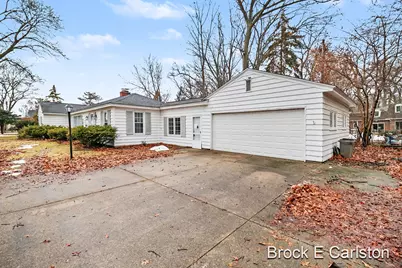 428 Oaknoll Drive, Muskegon, MI 49445 - Photo 6
