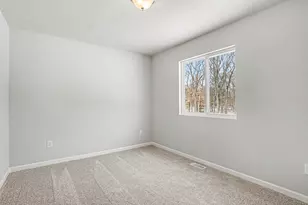 2034 Kristin Ct, Muskegon, MI 49442 - Photo 18