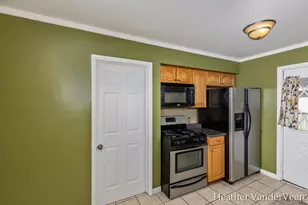 5439 Averill Ave SW, Grand Rapids, MI 49548 - Photo 6