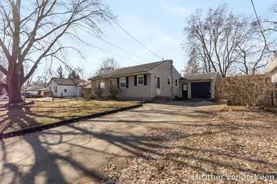 5439 Averill Avenue SW, Grand Rapids, MI 49548 - Photo 2