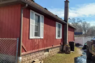 203 Hinckley Blvd, Jackson, MI 49203 - Photo 14