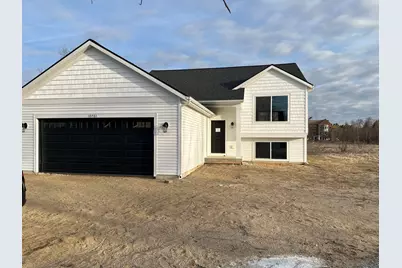 4011 Groveland Avenue SW, Wyoming, MI 49519 - Photo 2