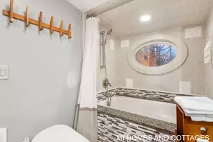 7128 116th Ave, Fennville, MI 49408 - Photo 32