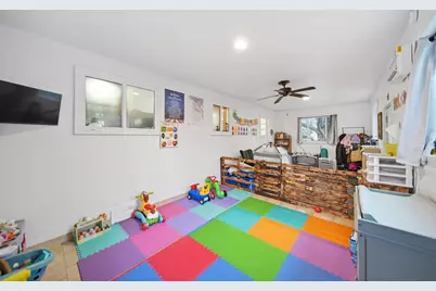 3657 Roosevelt Circle, Jackson, MI 49203 - Photo 12