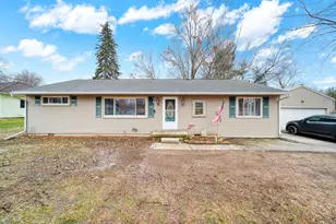 3657 Roosevelt Cir, Jackson, MI 49203 - Photo 1