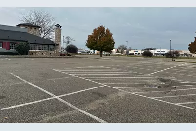 3015 W Shore Drive, Holland, MI 49424 - Photo 8