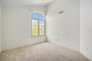 5913 Lafayette Ln, Ann Arbor, MI 48103 - Photo 14