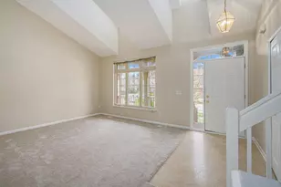 5913 Lafayette Ln, Ann Arbor, MI 48103 - Photo 4