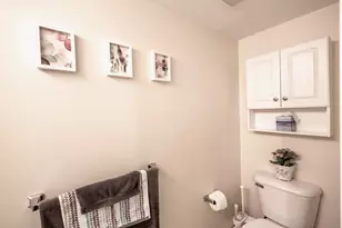 1655 Riverside Dr, Rochester Hills, MI 48309 - Photo 16