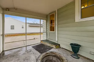 1922 Burton St SE, Grand Rapids, MI 49506 - Photo 24