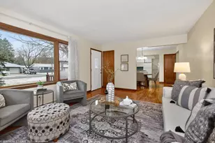 656 Marvin Ave, Saint Joseph, MI 49085 - Photo 4