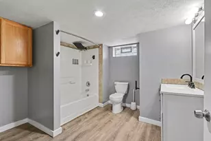 1046 Bronson Ave, Plainwell, MI 49080 - Photo 16