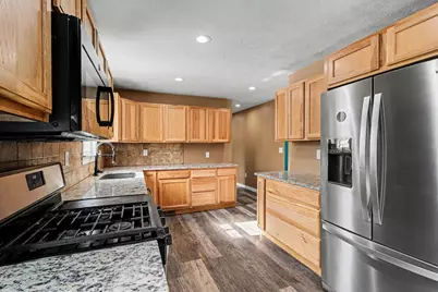 1046 Bronson Avenue, Plainwell, MI 49080 - Photo 8