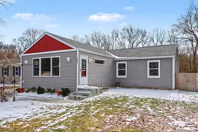 1046 Bronson Avenue, Plainwell, MI 49080 - Photo 2